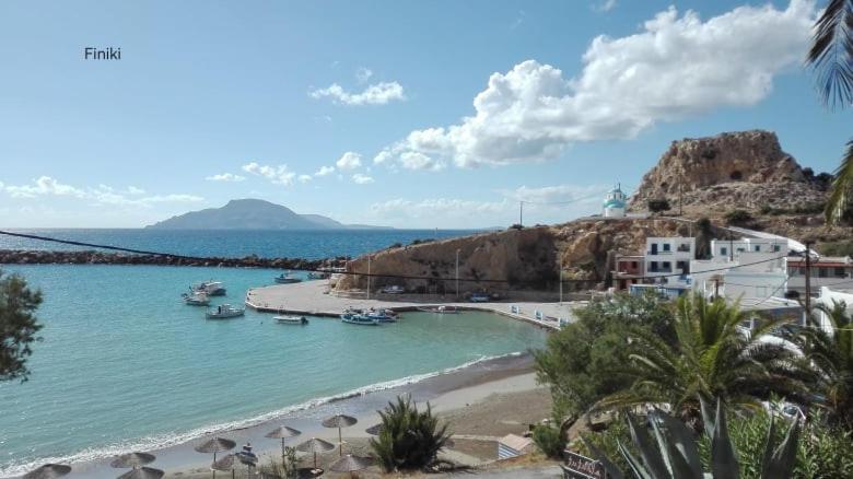 Arkasa Karpathos Seafront Paradisos Foiníkion Exterior photo