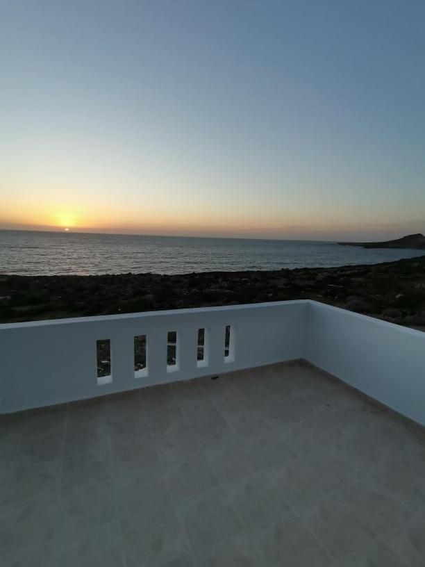 Arkasa Karpathos Seafront Paradisos Foiníkion Exterior photo